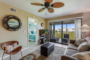 Estero Cove 352, 2 Bedrooms, Sleeps 4, 5th Floor, Elevator, Heated Pool, Fort Myers Beach